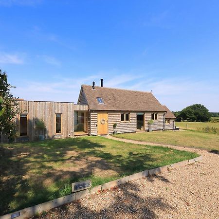 The Cowshed, Tunbridge Wells Villa ภายนอก รูปภาพ